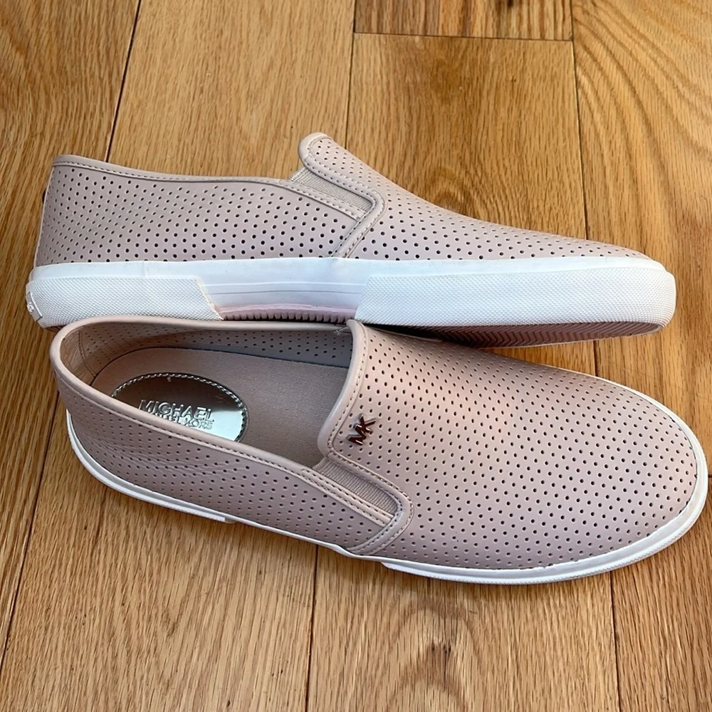 New Michael Kors Soft Pink 9.5 Boerum Double Gore Lasered Leather slip on shoes